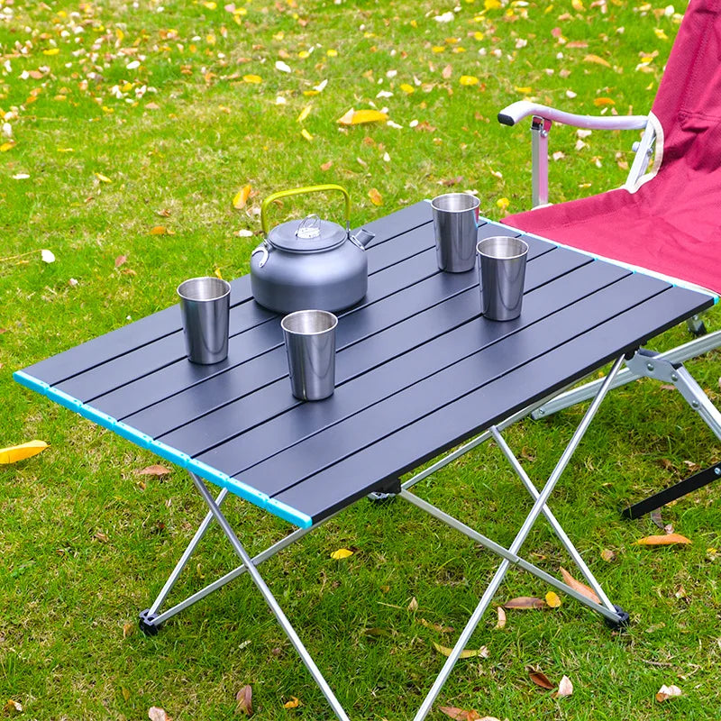 AdventureDeck -  A Mesa de Camping Portátil Definitiva